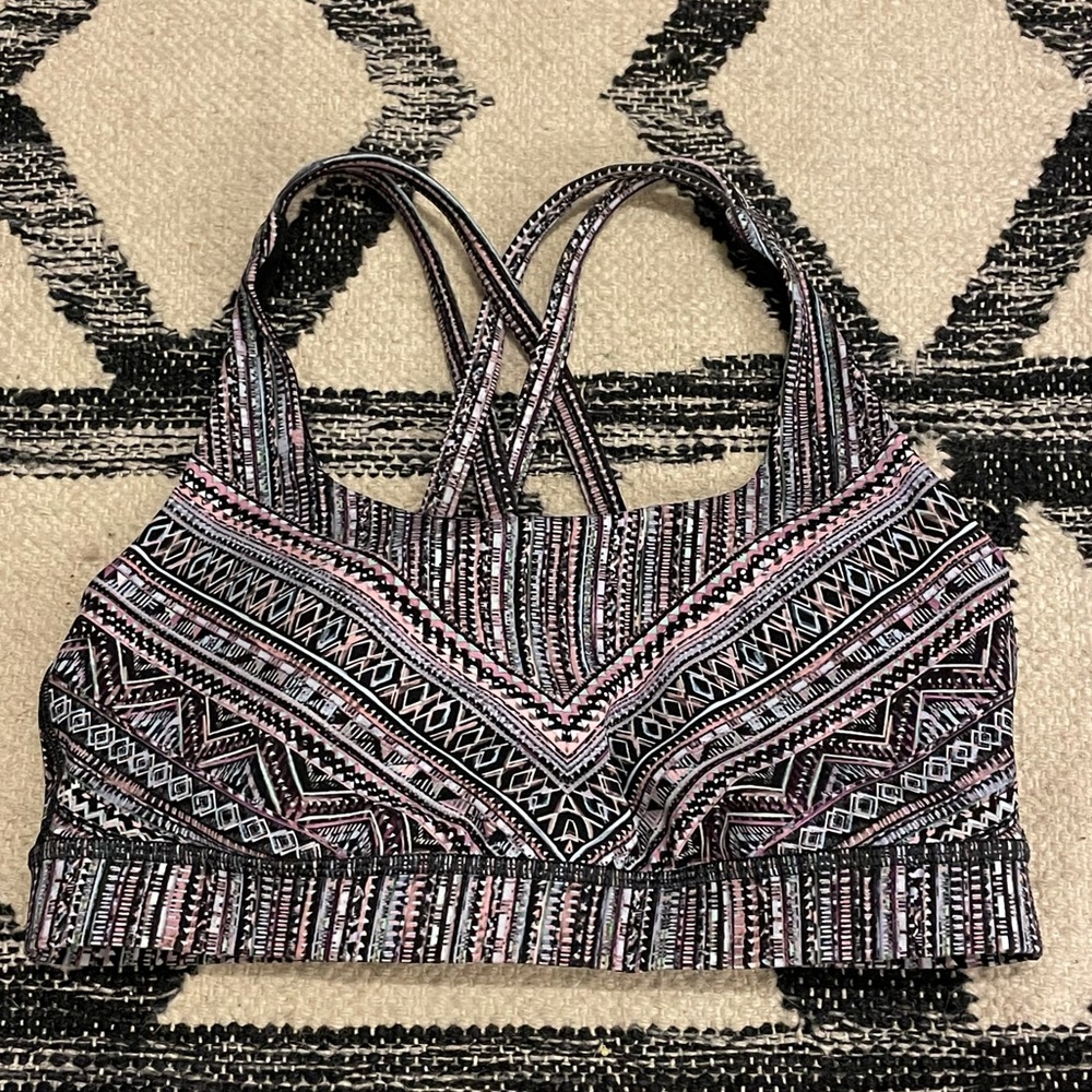 Lululemon Free to Be Bra - Size 6, Purple